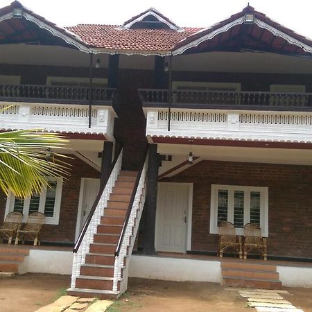 Mango Village Farm House Nelliyampathy Exteriör bild